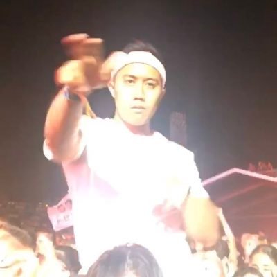 hakiimrazali's profile picture. He who laughs last probably didn’t get the joke.