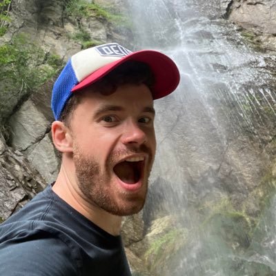 stoutekiet's profile picture. bio·gra·fie (de;v; meervoud: biografieën) 1. levensbeschrijving