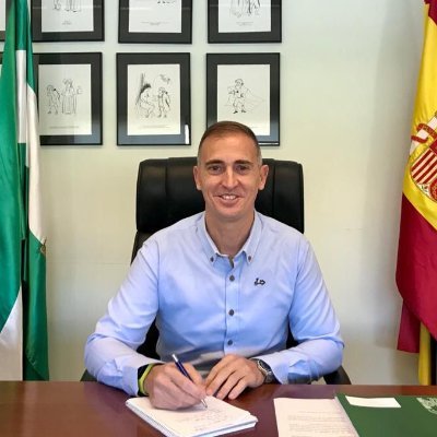 Profesor de Matemáticas.
Delegado de Educación y Deporte en Almería.