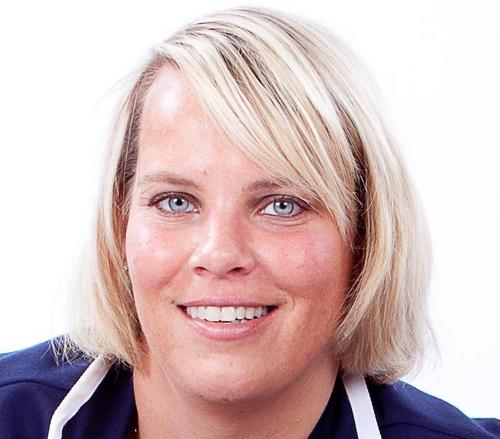 General Manager TAUREON BV, Wound Care & Surgical Specialties. Mama van 2 meisjes van 8 en 5 en getrouwd met Robbert. Never regret anything that made you smile!