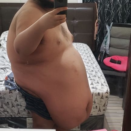 NSFW. chub. fatboys 😍 18+ gamer 🎮 (PSN and soon PC 🙏🏽) food lover 😁 paypal: https://t.co/yOtjlIyhxl