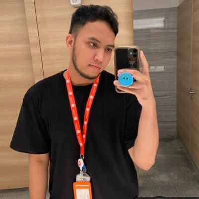 raymondharrisz's profile picture. Hi, my tweet is just a shitpost, nvmnd