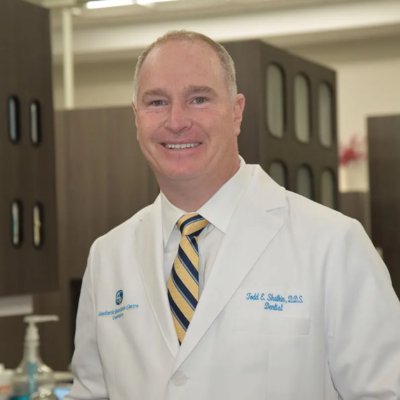 Todd Shatkin, DDS: Innovator, Entrepreneur, Community Leader. Director of dentistry at the Aesthetic Associates Centre, a multi-discipline dental practice.