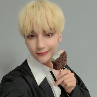 02line(01) ♡🐧♡ 일본인이지만 한국어를 배우는 자세를 가지고 있습니다！