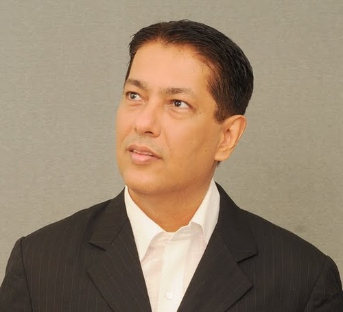 taran adarsh Profile