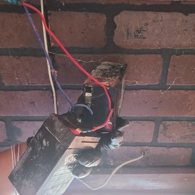 FinallyHere5041's profile picture. 