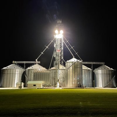 5th generation corn and soybean farmer in east central Illinois.