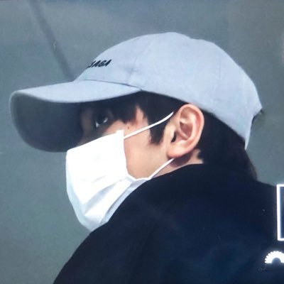 JustwithD's profile picture. 기구한합자가들어