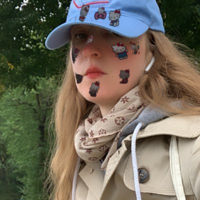 krasnoper_inna's profile picture. berlingual poet and dance artist