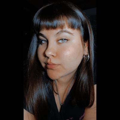 Stefi_velasquez's profile picture. insta:https://t.co/K3aCh2pUTT