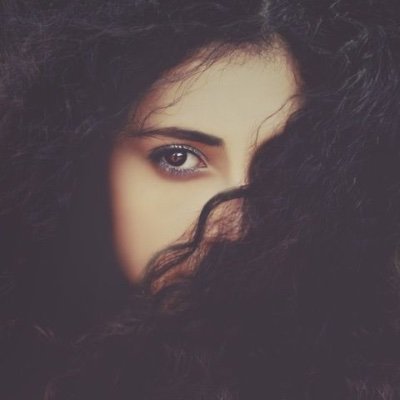 ra7eel11611's profile picture. اعتنِ بقلبك جيداً ... لأنه يظهر على وجهك 🤍