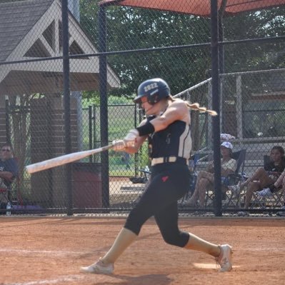 emmakyle2022's profile picture. Ohio Outlaws Pauley 18u ❤️Robert Morris University sb commit💙
