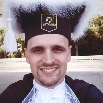 WalterKerber's profile picture. - Não faça para os outros o que não desejas para ti!
- Melhor uma pedra no caminho que duas nos rins, beba água!