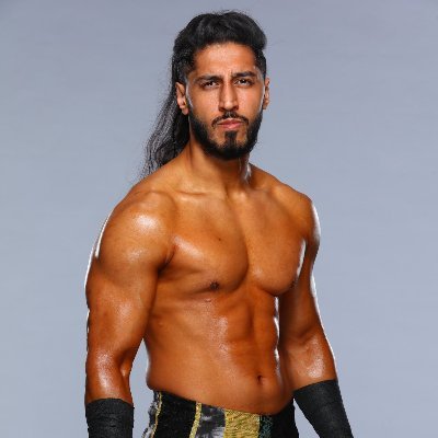 not the real @AliWWE, @Connor78781 is my real account,