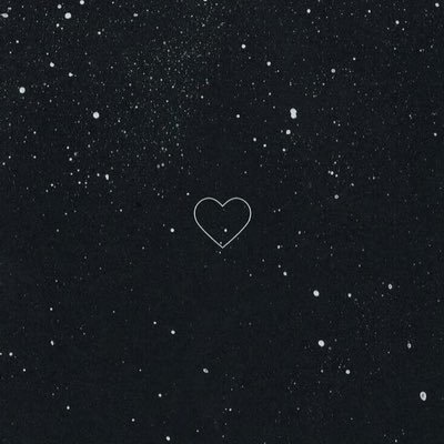فقط وجه مبتسم ، وذكريات مبكيه...⚫️⚫️ // أستغفرك اللهم وأتوب إليك //
