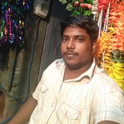 RahulKu94481131's profile picture. आइए हम सब बिहारी जी की चरणों की सेवा में लगे