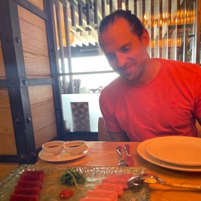 RConesa's profile picture. Responsable área Seguridad y Comunicaciones en MicroCAD. Me encanta la tecnología (virtualización, redes, seguridad, etc.), el rock/metal y la batería.