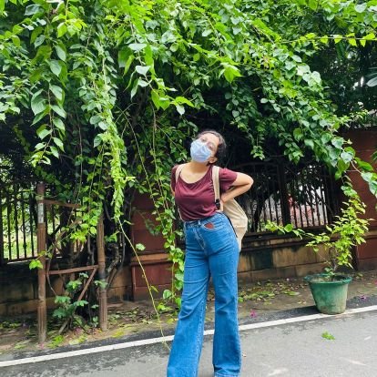 AnxiousSavage's profile picture. 💜