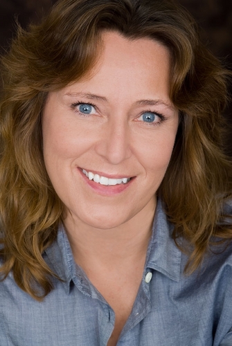 elainepiha's profile picture. Certified Life Coach/Holistic Healing Counselor/Clinical Hypnotherapist/Domestic Violence Advocate/Inspirational Speaker/Author:What on Earth Are We Doing Here?