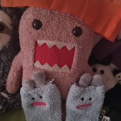 LandlordsTraci's profile picture. Hardly ever serious, life is to short!