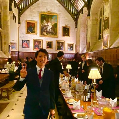 オックスフォード大学で生物の博士課程をしています。Youtubeにたまに動画をあげています。