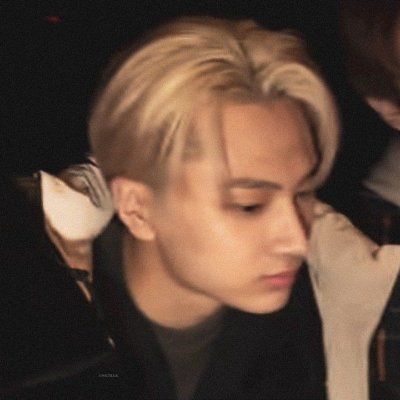 ASTR0VBES's profile picture. asan kayo