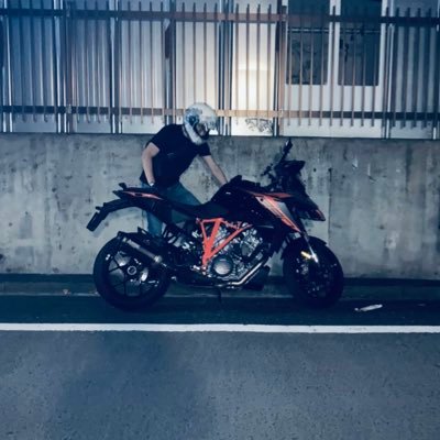 ムルティストラーダ1260s, DUCATI Scrambler 1100 Special, BMW M340i。バイク馬鹿。時計熱が再燃中。