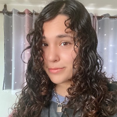 ElviraDemosxD's profile picture. xD