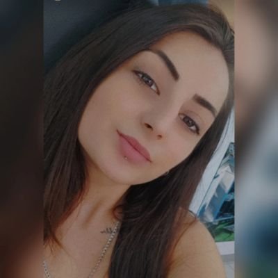 BozerSirvan's profile picture. Kendin gibi ol, seni anlayana mucizesin 🍷