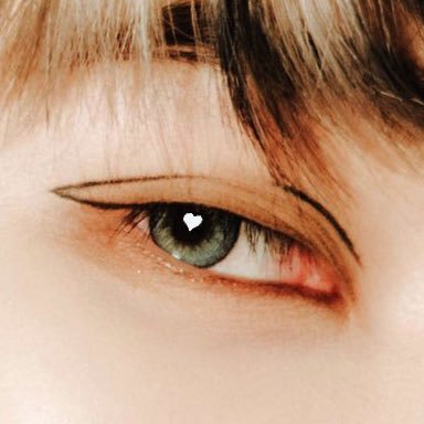 4EVERfile's profile picture. #더보이즈