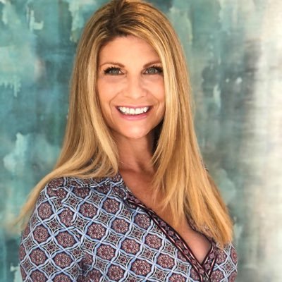 Karen_Stabile's profile picture. 25+ years in sales, marketing & administration Luxury Real Estate ~ Principal The Stabile Group | Compass