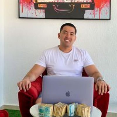 💎Entrepreneur💎 
✨Forex educator 💸
🔌bitcoin miner 📈
🇺🇸God over everything 
❤️ business minded.
🇨🇦trust the https://t.co/rYwxutFcm1 Bitcoin mining is ver