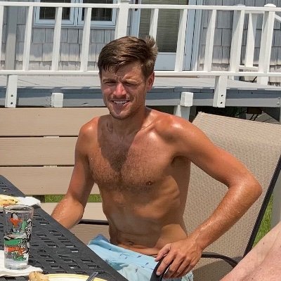 Aspiring Sim Racer | 1x high school football ‘Scout Team Player of the Week’ | Executive Member of Costco | Former T-10D traveler | Good Conduct Medal recipient