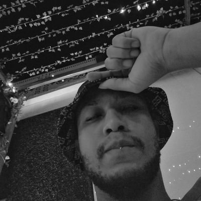 SoundsOfSpence's profile picture. Music & Football. || 💙Barça❤️ ||
Music Producer ||          All of my thoughts, I dump them here..