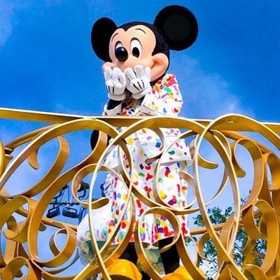 Love All Things Disney!