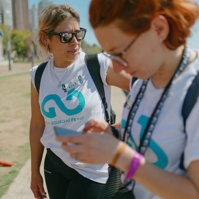 Si te hace feliz ,Sí y punto.



Los días más felices...✌✌




🚴‍♀️La Bici como Motor 🚴‍♀️
Humanizando Ciudades