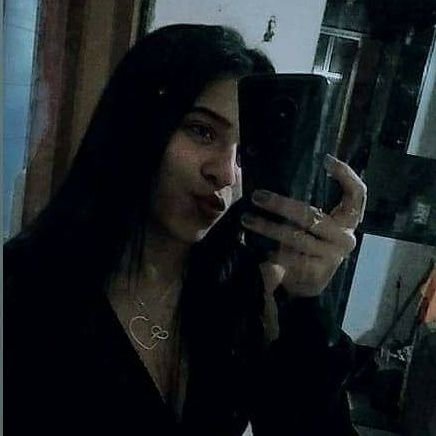 👸