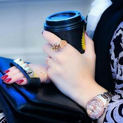 ‏كن دائمًا المُلفت الذي لا يلتفت.
