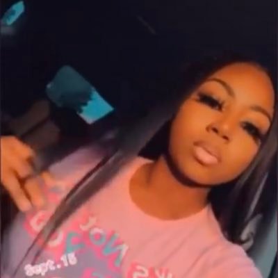 BIG NEK 💰GIRLS ONLY 🌈 Chicago MUA🎨- https://t.co/F1SVnENvUM CEO OF - Sadity Kouture Cosmetics #PAGES👥 IG:/ Neekdior_💓 SC:: Moniquemillz21