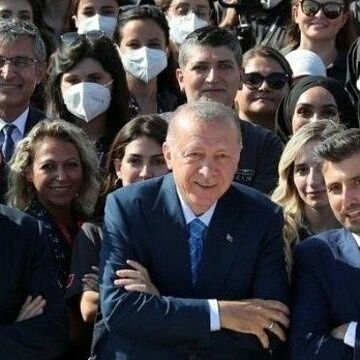 AK PARTİ SEVDALISI -RTE HAYRANI 
Çalışma Ekonomisi ve Endüstriyel İlişkiler Bölümü Kısaca ÇEKO