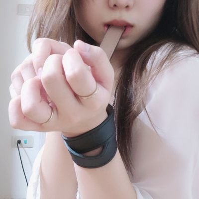 __controlme's profile picture. 