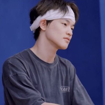 suka nulis, tapi lebih suka zhong chenle. other works: https://t.co/HwkEfp1xbw