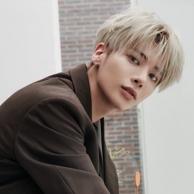 𝗣𝗢𝗥𝗧𝗥𝗔𝗬𝗘𝗗 𝗕𝗬 𝗔 𝗙𝗔𝗡 of @TXT_bighit — I like caramel macchiato the most but if it's for MOA, I'm willing to share a truckload of it with them.