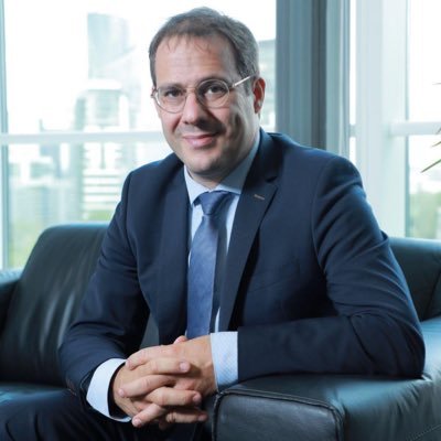 VP et Ministre des Classes moyennes, des Indépendants, des PME, de l'Agriculture, des Réformes institutionnelles et du Renouveau démocratique. #begov 🇧🇪