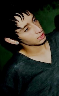 They talk about me, but try to be me, I'm famous, I am known!
Do not try to defy me, do not try to cause me!