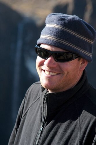 tombrown77's profile picture. 