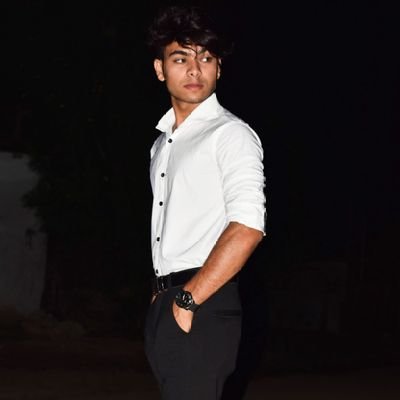 anshh7123's profile picture. ABVP 🚩
ज्ञान,शील,एकता यही परिषद् की विशेषता ✊🚩📖