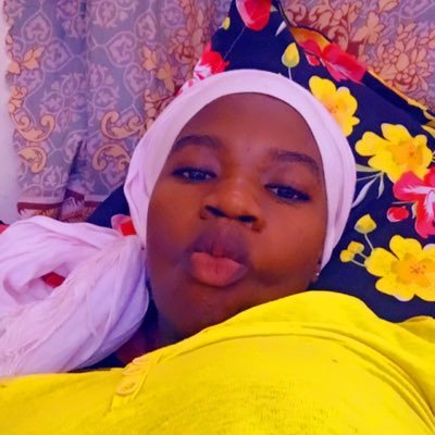 QueenEs85169515's profile picture. Music