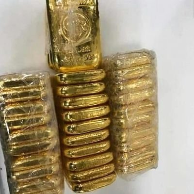 Gold dealer 
serious buyer only
contact +22395628422