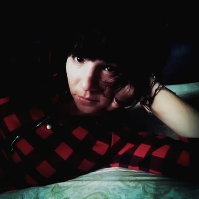 Mujer de retos y milagros, literatura, cine y documentales, éstas, son mis pasiones + tener amigos interesantes y fieles. El audiovisual para mi un nuevo idioma